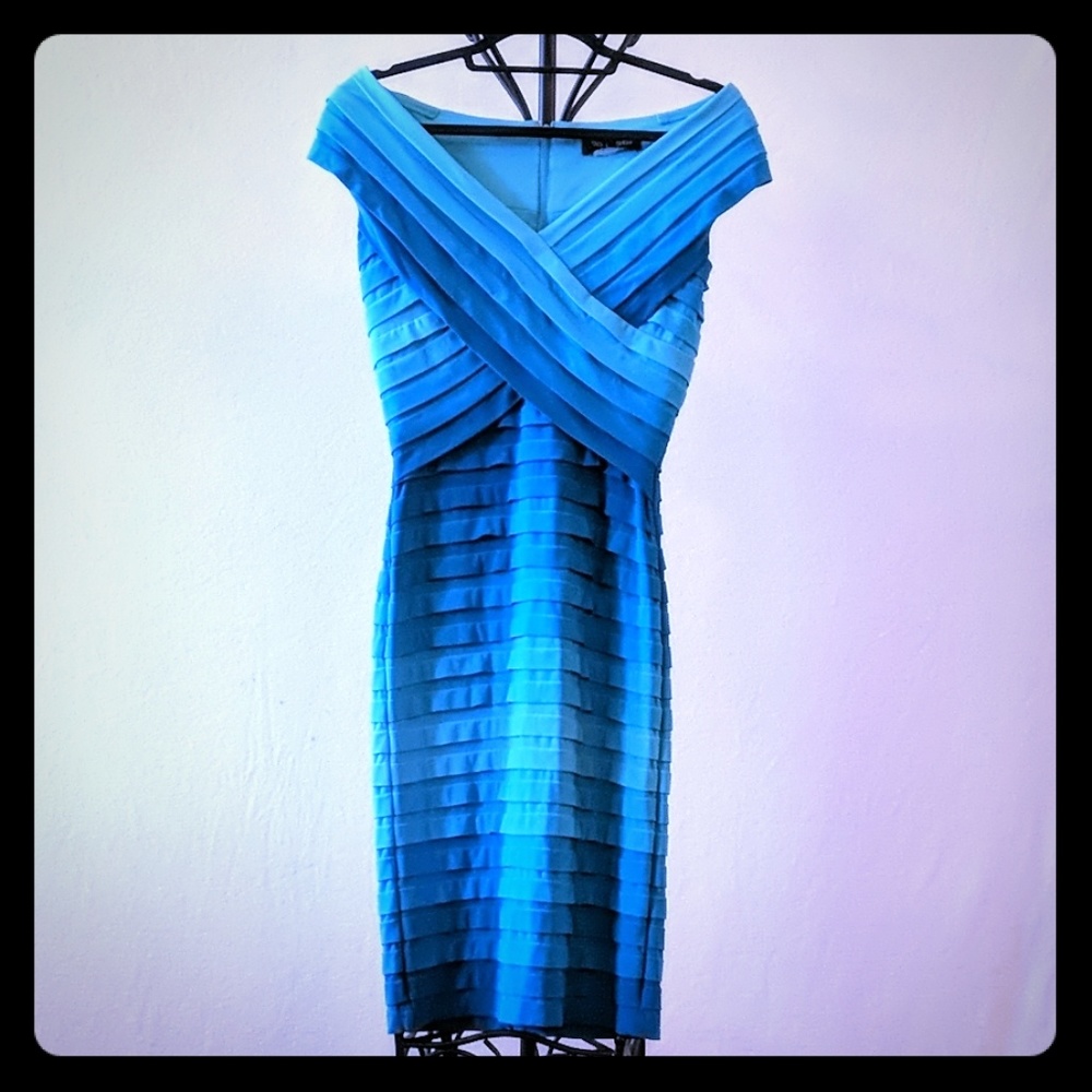 Tadashi Shoji || Teal & Blue Dress || XS